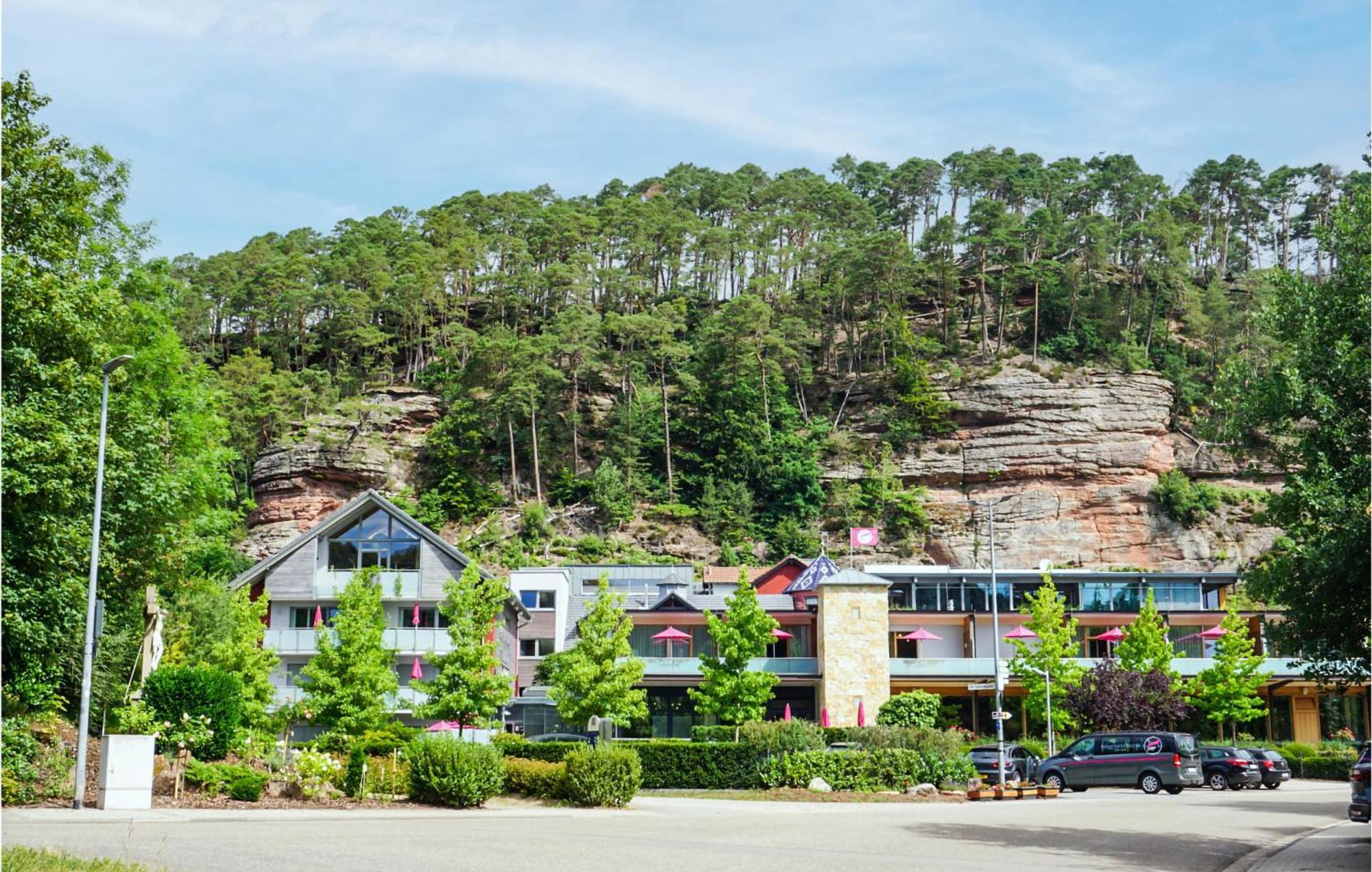Amazing Apartment In Hinterweidenthal With Wifi Exterior foto